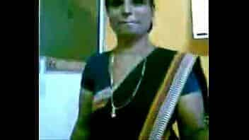 South indian office lady flash boobs to co-workers video