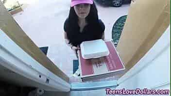 Real pizza delivery teen fucks and gets facial for cash tip video